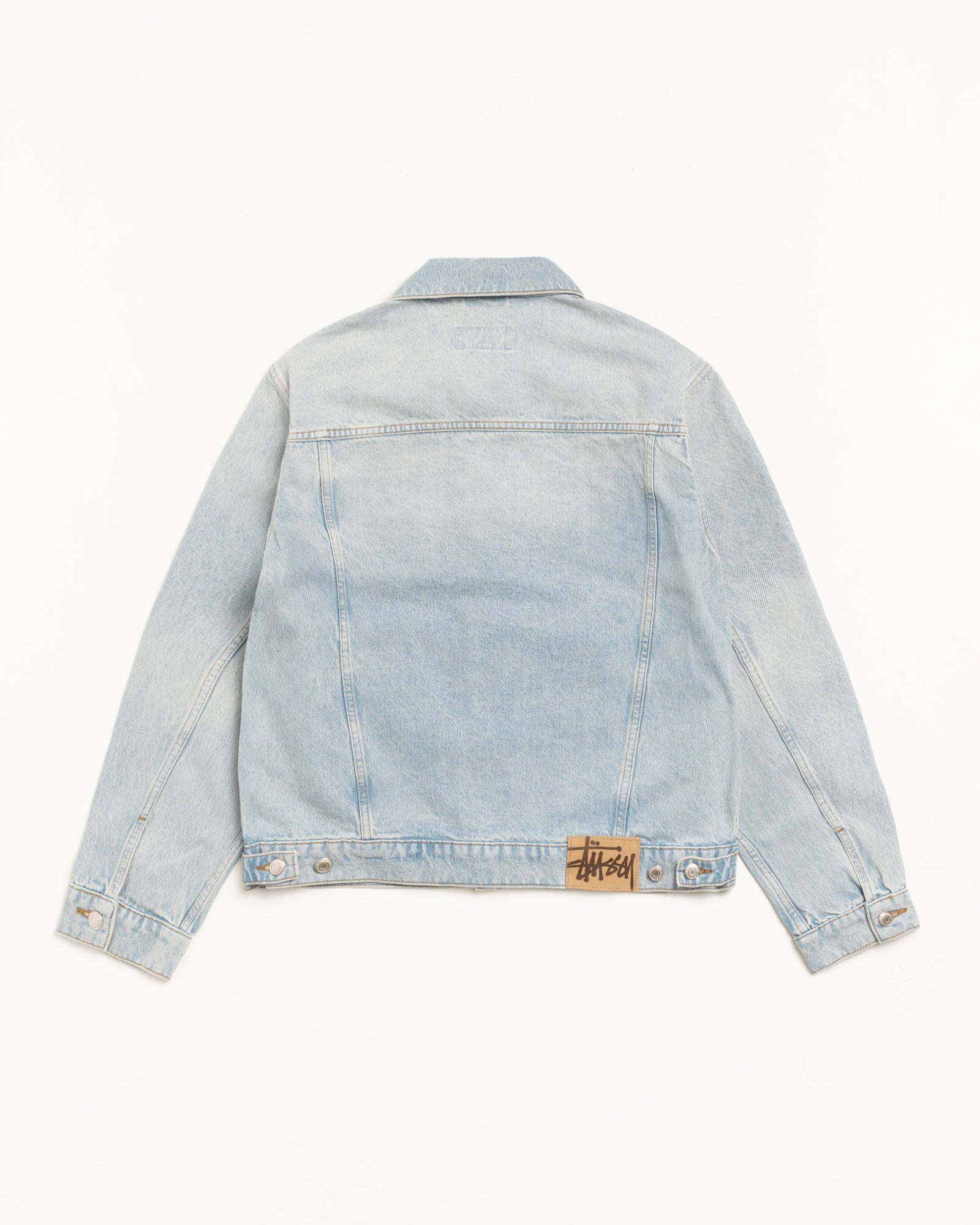 DENIM TRUCKER JACKET